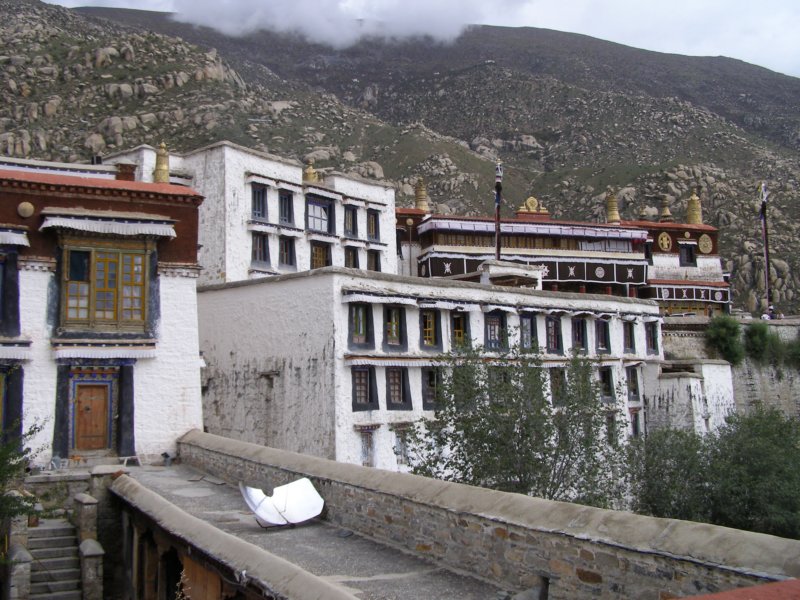 drepungmonastery.jpg