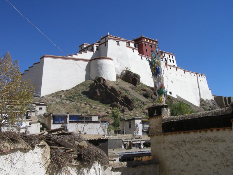 newlyrebuiltshigatsepalace.jpg