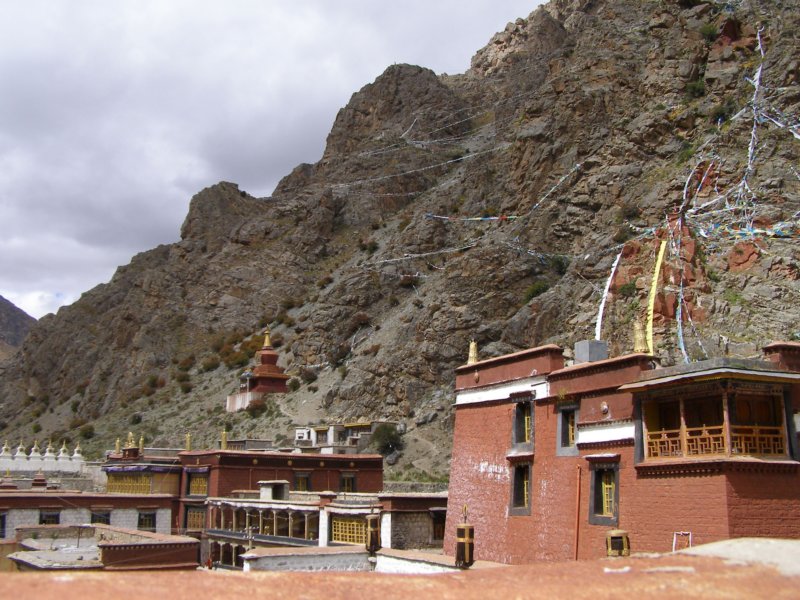 tsurphumonastery.jpg
